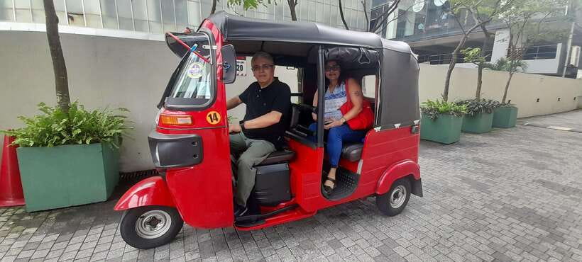 Colombo: Local Guide with Colombo City Tour by Tuk Tuk - Gangaramaya Temple starts the sightseeing