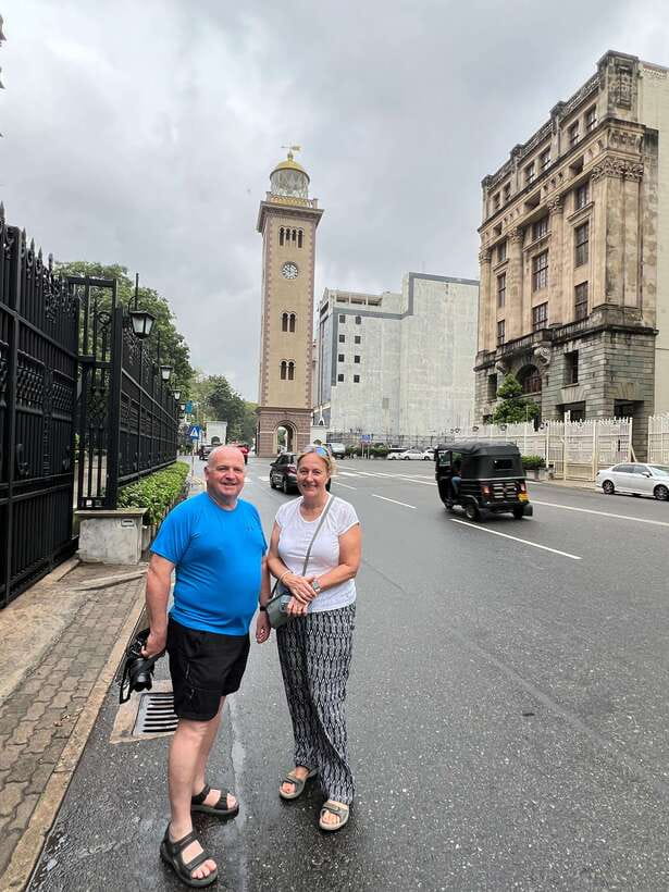 Colombo: Private City Tour with Local Food Tour by Tuk-Tuk - Fort sights come quickly by tuk-tuk