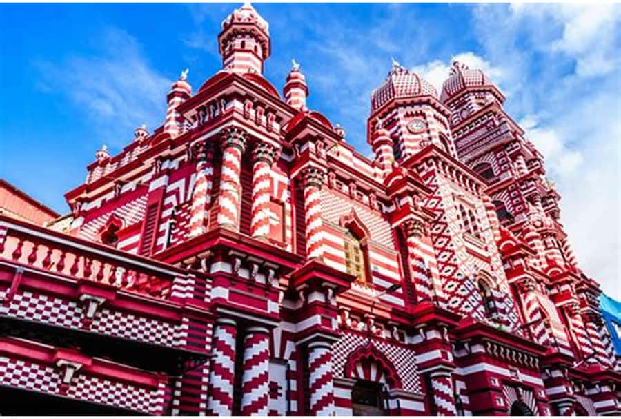 Colombo: Private Guided Tour of the City by Tuk-Tuk - Dutch church and Colombo’s colonial quarters