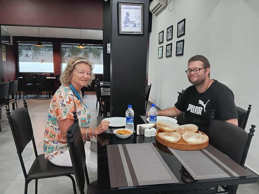 Colombo: Tastiest Local Food Tour by Tuk-Tuk Meals Included - Starting with Colombo by tuk-tuk