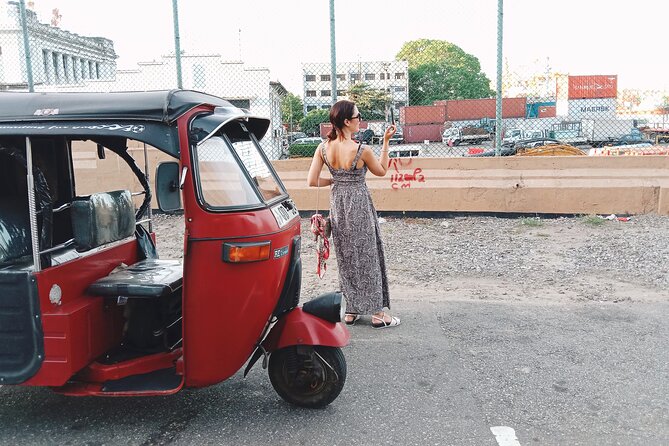 Colombo Tuk Tuk City Tour Hotel Pickup and Drop Service - Pettah gives the ride its strongest local character