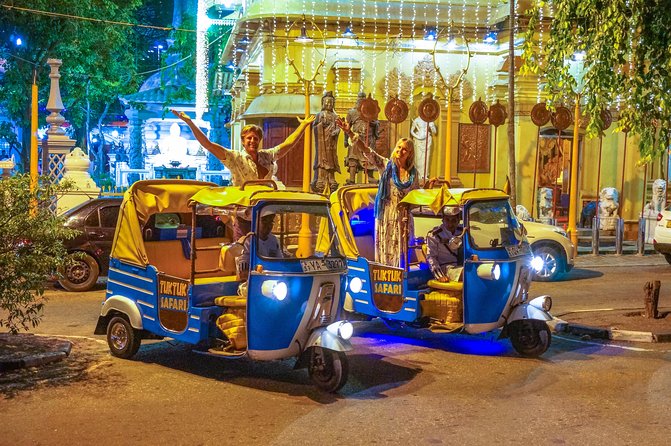Colombo Tuk Tuk Safari - Pettah Floating Market: a stop that may vary