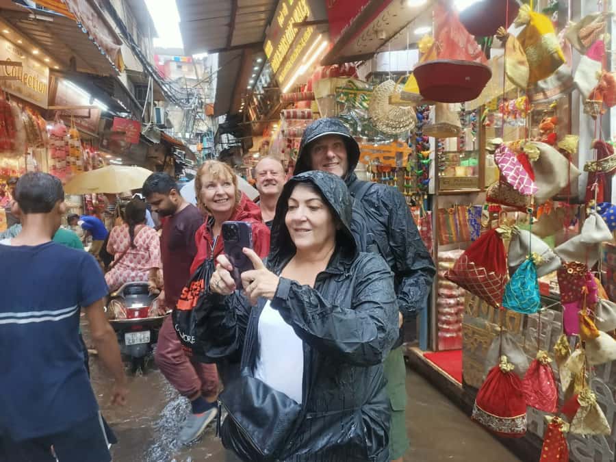 Delhi: Half or Full-Day Private Tour with Tuktuk Ride - Chandni Chowk and the tuk tuk ride