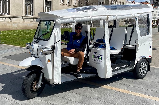 Discover Coruña 1 hour Private Tour in Tuk tuk - What the $180.62 group price really buys