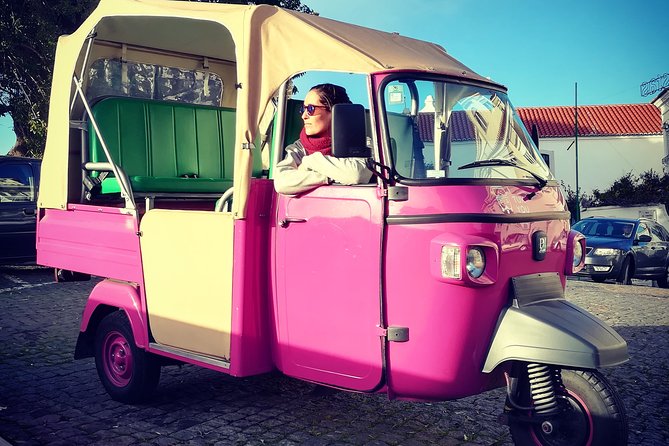 Discover Lisbon by Tuk Tuk Tour - São Vicente de Fora and an unusual musical detail