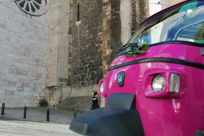 Discover Lisbon by Tuk Tuk Tour - Feira da Ladra on Tuesdays and Saturdays