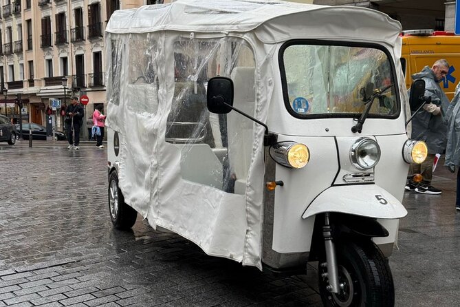 Discover Madrid in a Fun & Eco-Friendly Tuk-Tuk – Private Tour - Comfort, Weather, and Family Details