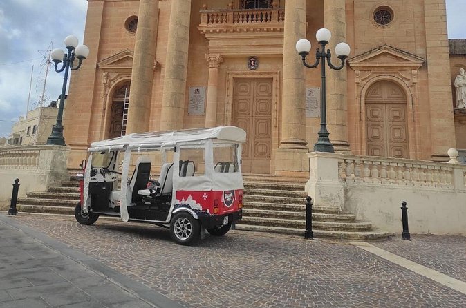 Discover Malta by Tuk Tuk Mdina Tour - Dingli Cliffs: the big view in a short stop