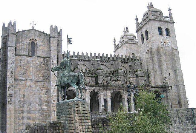Discover Porto's Highlights on a 2-Hour Private Electric Tuk Tuk - The essential facts before you book