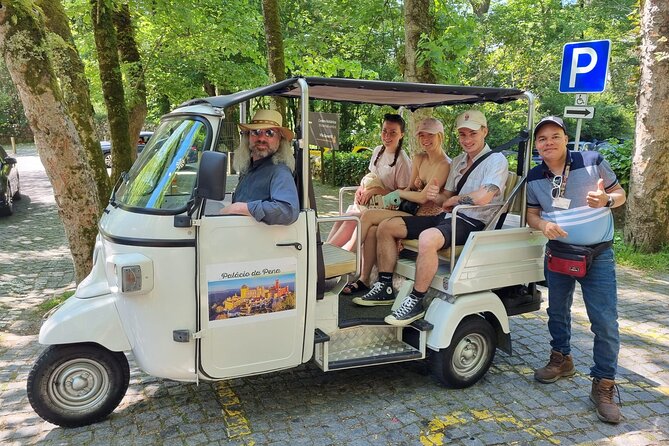 Discover Sintra of Tuk Tuk: Palaces, Legends and Landscapes - Lunch, pastries, and the human side of the tour