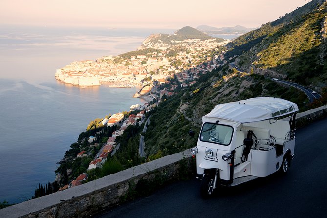 E-Tuk Tuk Tour in Dubrovnik - Climbing Mount Srđ by electric tuk-tuk