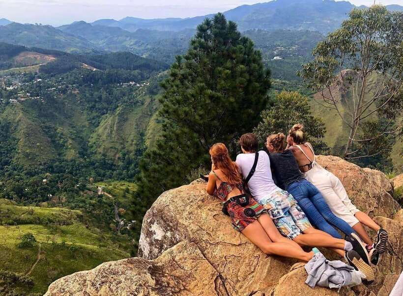 Ella: Adventure day trip to explore Ella by tuk tuk - Nine Arch Bridge gives you Ellas classic photograph