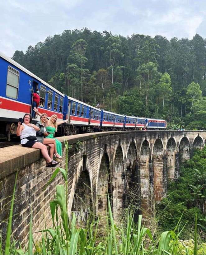 Ella: Adventure day trip to explore Ella by tuk tuk - Little Adams Peak is the easier mountain view