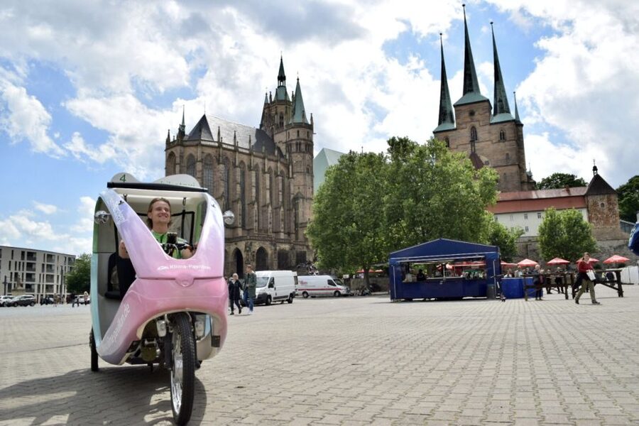 Erfurt: Private Guided Classic Old Town E-Rickshaw Tour - Why an e-rickshaw works well in Erfurt
