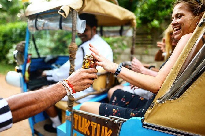 Exclusive : Colombo Sunset City Safari by TukTuk - Why a tuk-tuk makes sense in Colombo