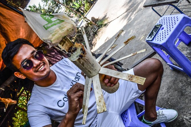 Explore Battambang full day tour by Tuk Tuk (start from 9am-6:30pm) - The bat flight that closes the day