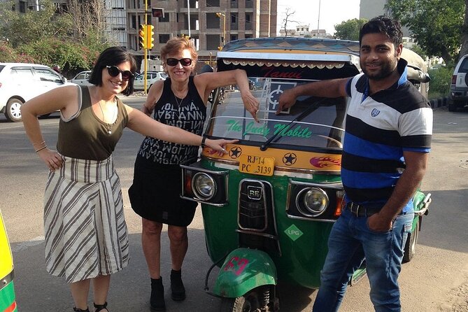 Explore Jaipur with a Private Tuk-Tuk - City Palace gives you the royal core