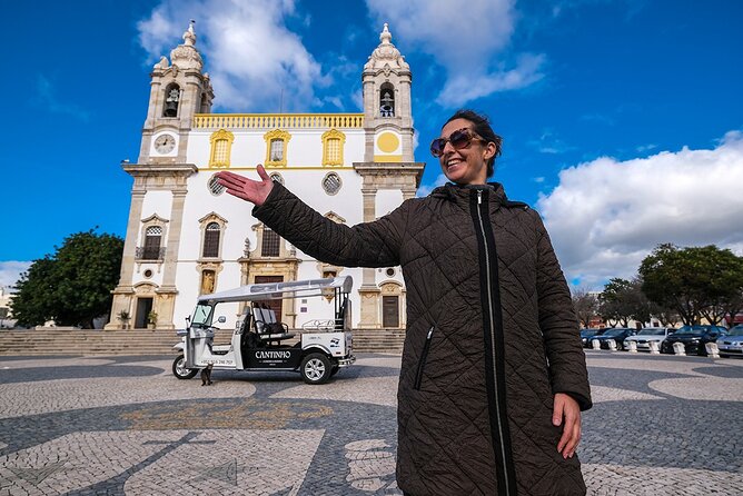 Faro City Tour on Electric Tuk tuks - Meeting the white tuk-tuk at Doca