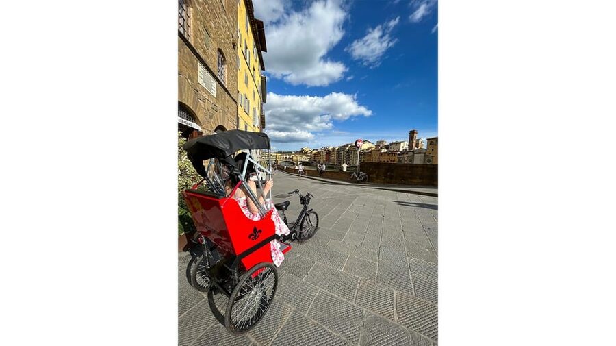 Florence: Tour of Florence by rickshaw - The Two-Hour Route and Local Florence