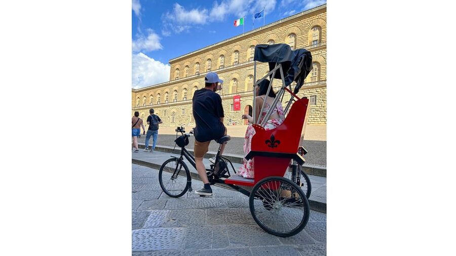 Florence: Tour of Florence by rickshaw - Comfort, Pickup, and Access