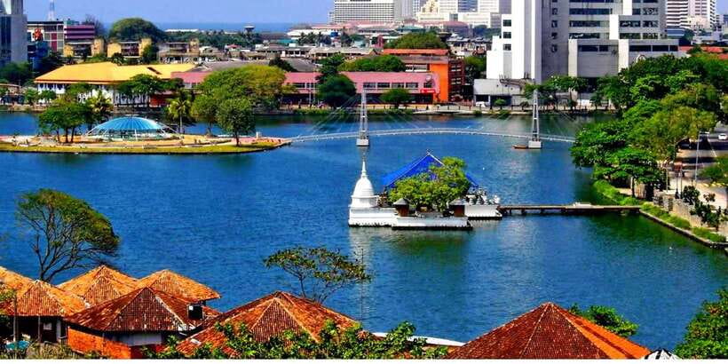 Form Negombo:Morning or Evening Colombo City Tour by Tuk-Tuk - Pettah’s Red Mosque and the port district