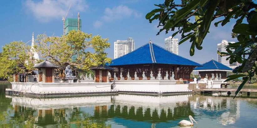 Form Negombo:Morning or Evening Colombo City Tour by Tuk-Tuk - Nelum Pokuna, Viharamahadevi Park, and Colombo’s cultural center
