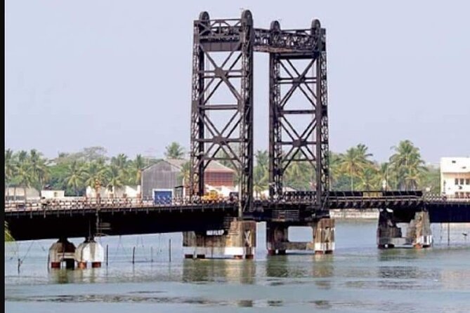 Fort Kochi Tuk-Tuk Sightseeing Tour with Local Guide - Cochin Thirumala Devaswom Temple