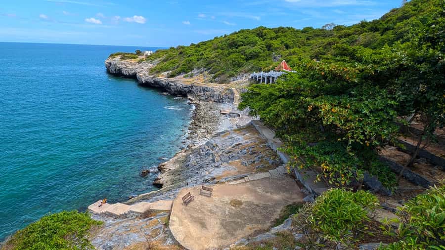 From Bangkok: Day Tour Koh Sichang Island with Tuktuk Tour - Chao Pho Khao Yai Shrine and its cable car