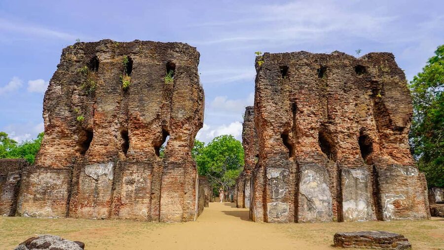 From Dambulla, Sigiriya: Polonnaruwa Tuk Tuk Day Tour - Why Polonnaruwa Makes a Strong Day Trip