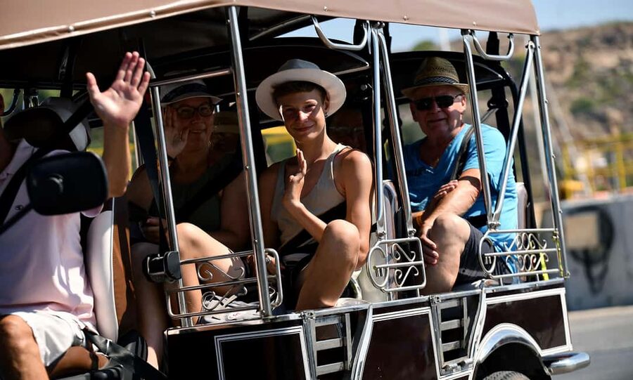 From Malta: Gozo Tuk-Tuk Tour with Comino Mini Cruise - Sanap Cliffs and the southern coast