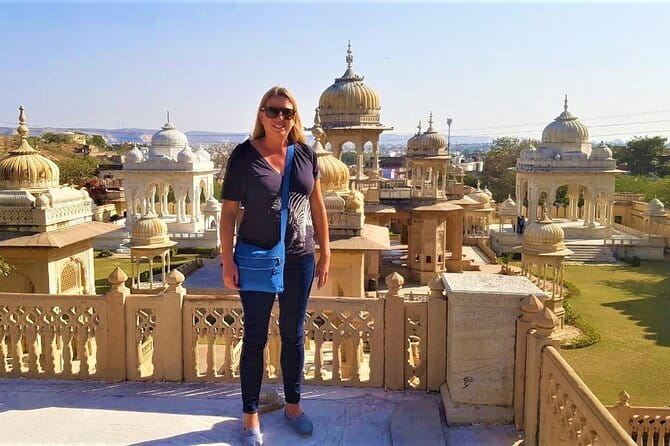Full Day Jaipur Luxury Tuk-Tuk Tour - Precious Shopping Mall: The Commercial Side of Jaipur