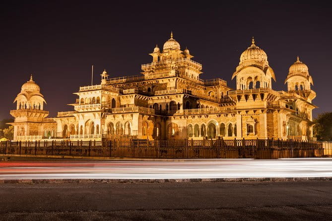 Full day Jaipur sightseeing tour by tuk tuk. - Amber Fort takes the largest share of your morning