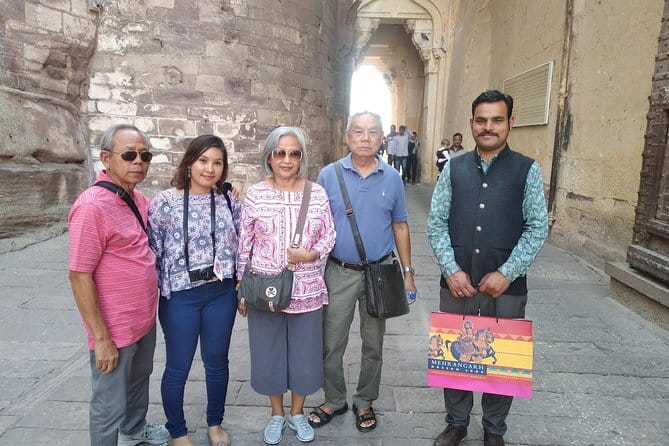 Full Day Jodhpur City Sightseeing Tour by Tuk Tuk Taxi - Pachetia Hill for a wide city view