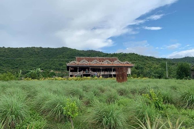 Full-Day Kampot & Kep with a local Tuk Tuk Tours - Phnom Chhngok Cave Temple: A physical visit underground