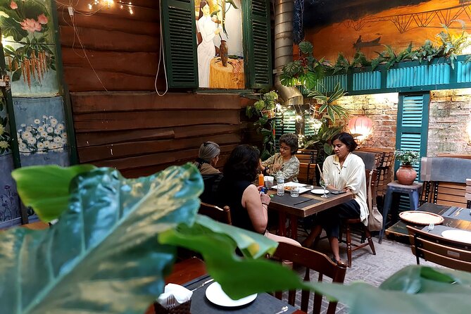 Full Day Private Luxury Tour with Cyclo in Hanoi - Ho Chi Minh Mausoleum and the stilt house garden