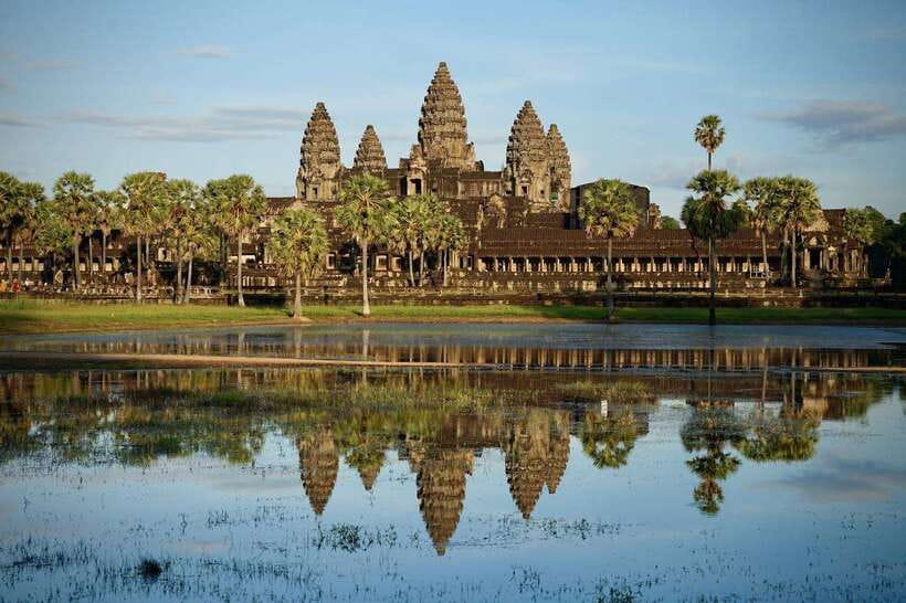 Full Day Private of Angkor Wat Tour with Tuk Tuk - Angkor Thom and Bayon bring the famous stone faces