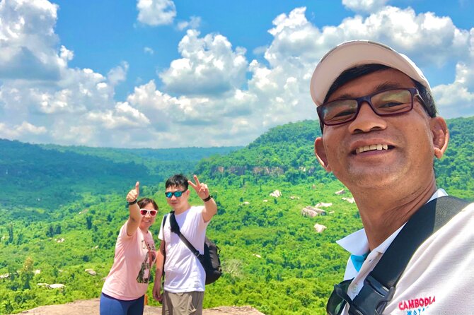 Full-Day Private Tuk Tuk Tour of Angkor Wat Temples - Comfort, photos, and the human side of the trip