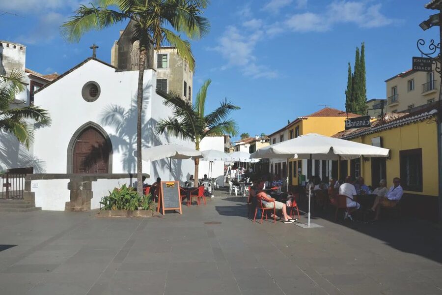 Funchal: Botanical Garden and Old Town Private Tuk-Tuk Tour - Starting in Zona Velha, Funchal’s old quarter