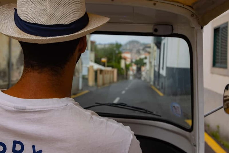 Funchal: Botanical Garden & Old Town Tour by TukTuk (1h45) - Starting in Funchal’s Old Town