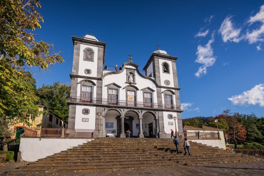Funchal: Monte Tropical Garden & Toboggan Ride by Tuk Tuk - Who should book this experience?