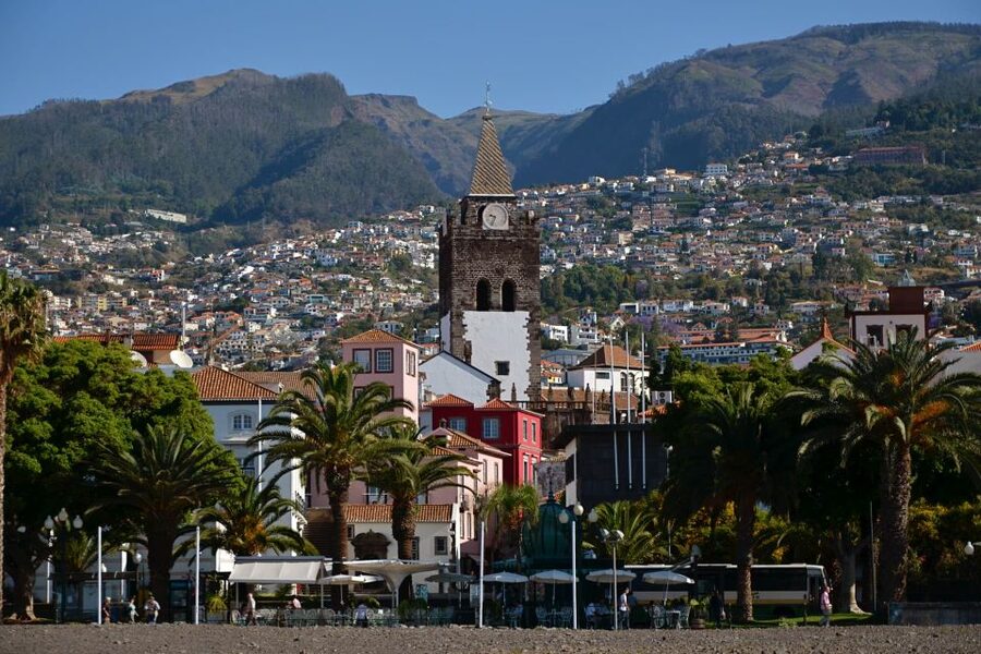 Funchal: Private Customizable Guided Tour by Tuk-Tuk - Funchal Old Town and the cathedral