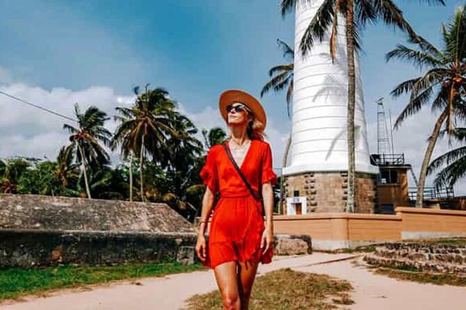 Galle City Sightseeing Tour by Tuk Tuk - Stilt fishermen and a traditional coastal craft