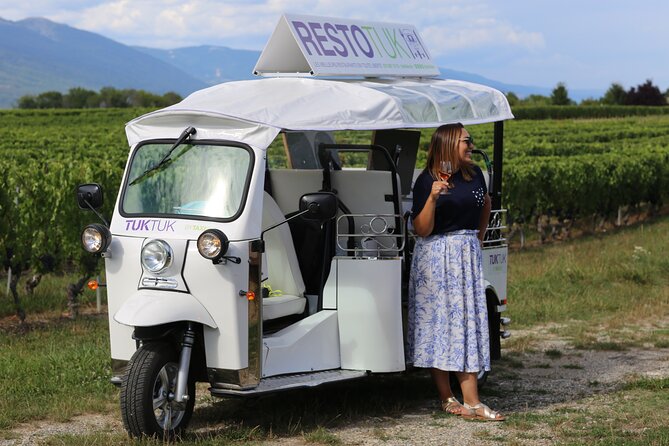 Geneva Panoramic & Tasting Vineyards Tour in an Tuk Tuk - Bourdigny and the quieter side of Geneva