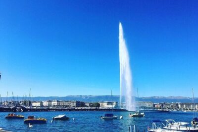Geneva: Sightseeing of top Places Tour Electric TukTuk 1H15 tour