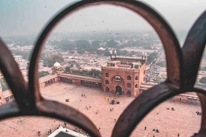Guided 3‑hour rickshaw ride through Old Delhi with transfers - Kinari Bazaar and the color of wedding commerce