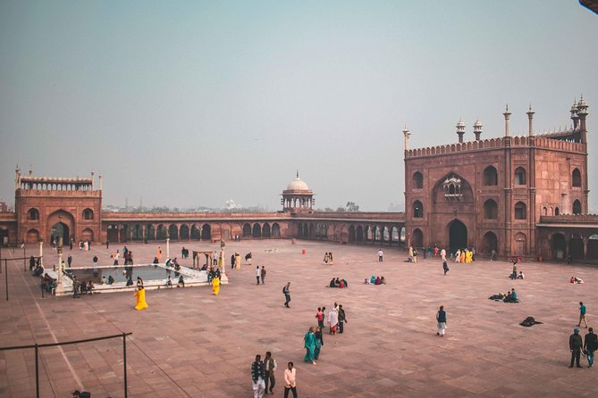 Guided 3‑hour rickshaw ride through Old Delhi with transfers - From Chawri Bazaar into the old city