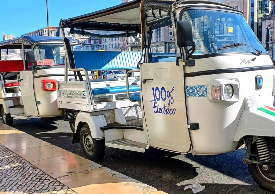 Guided Electric Piaggio Tuk-Tuk Tour of Historic Lisbon - Quick reasons to consider this Lisbon tuk-tuk tour