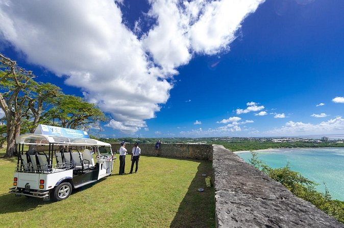 Guided tour by electric tuk-tuk - Saint-Pierre and Saint-Paul Church