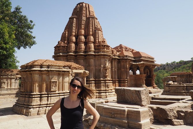 Half-Day Eklingji & Nagda Temple Tour by Tuk-Tuk or Car - Entering the 8th-century Eklingji Temple complex