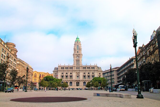 Half Day Private Tour in TukTuk Porto Jewish Heritage - The kosher Port wine touch